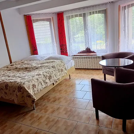 Kazkowa Koliba Pensión 3*