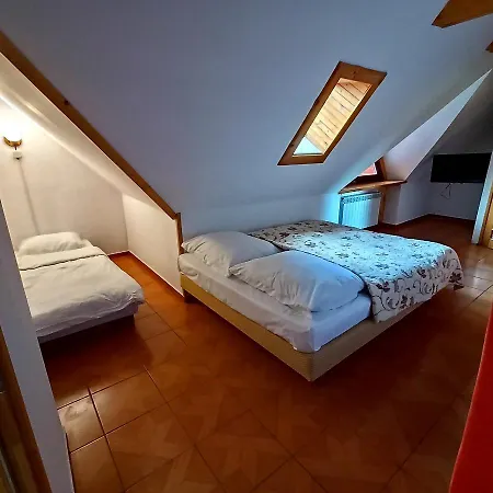 Kazkowa Koliba Guest house *