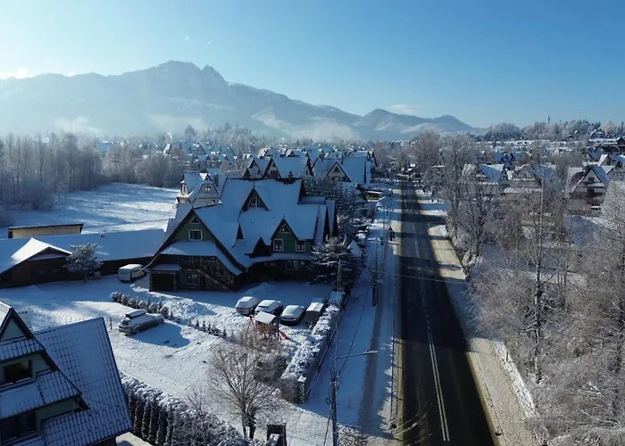 بيت ضيافة Kazkowa Koliba زاكوباني